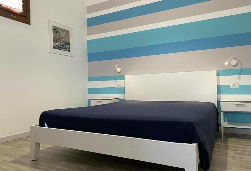 Marina Di Petrolo Apartments