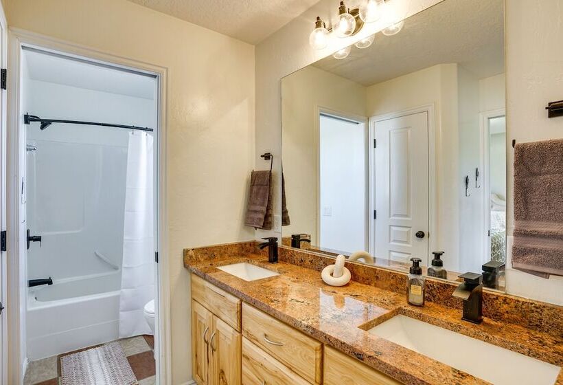 Moab Home W/ Pool 14 Mi To Arches National Park!