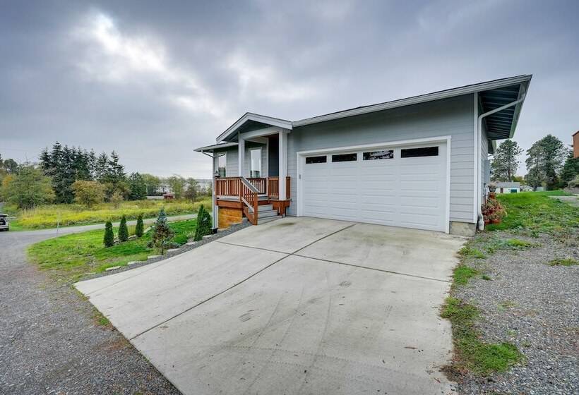 Modern Blaine Vacation Rental, 33 Mi To Vancouver!