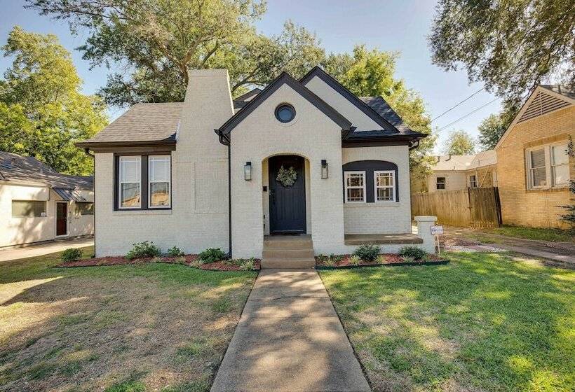 Walk To Dtwn:  Tyler Tudor  W/ Backyard