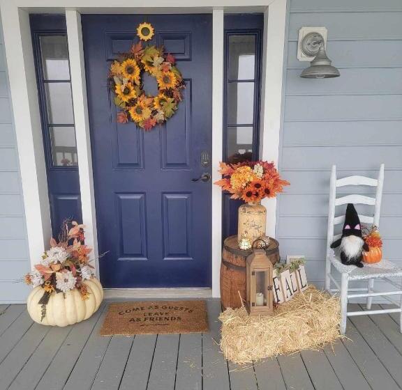 Moonlight Manor Bed And Breakfast