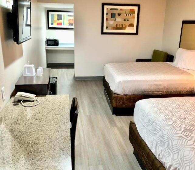 فندق على الطريق Budget Inn