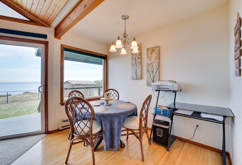 Oceanfront Port Angeles Home W/ Mountain View!