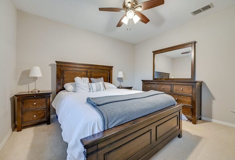 Palm Harbor Vacation Rental: 7 Mi To Beach!