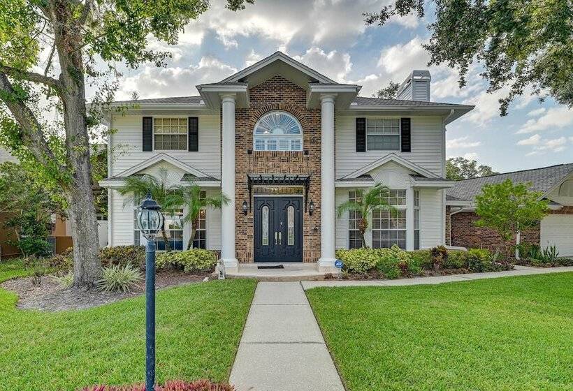 Palm Harbor Vacation Rental: 7 Mi To Beach!