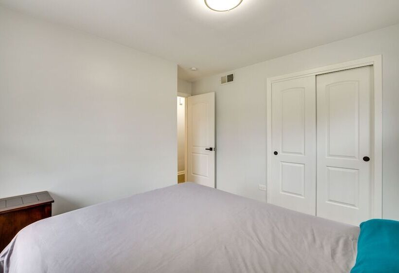 Park Ridge Vacation Rental: 17 Mi To Chicago