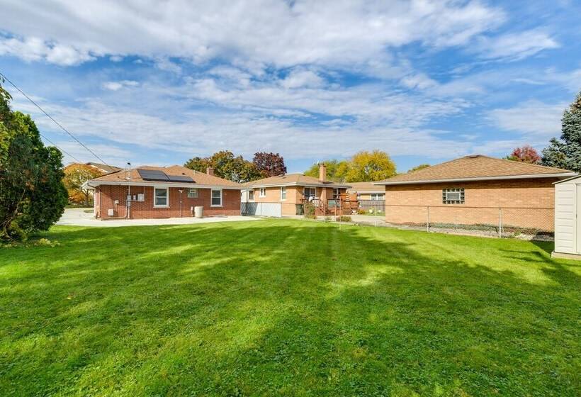 Park Ridge Vacation Rental: 17 Mi To Chicago