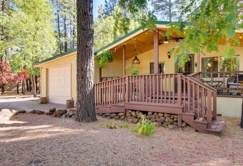 Peaceful Pinetop Hideaway W/ Yard Dog Friendly!