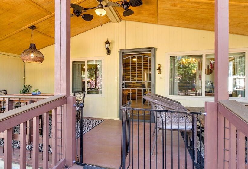 Peaceful Pinetop Hideaway W/ Yard Dog Friendly!