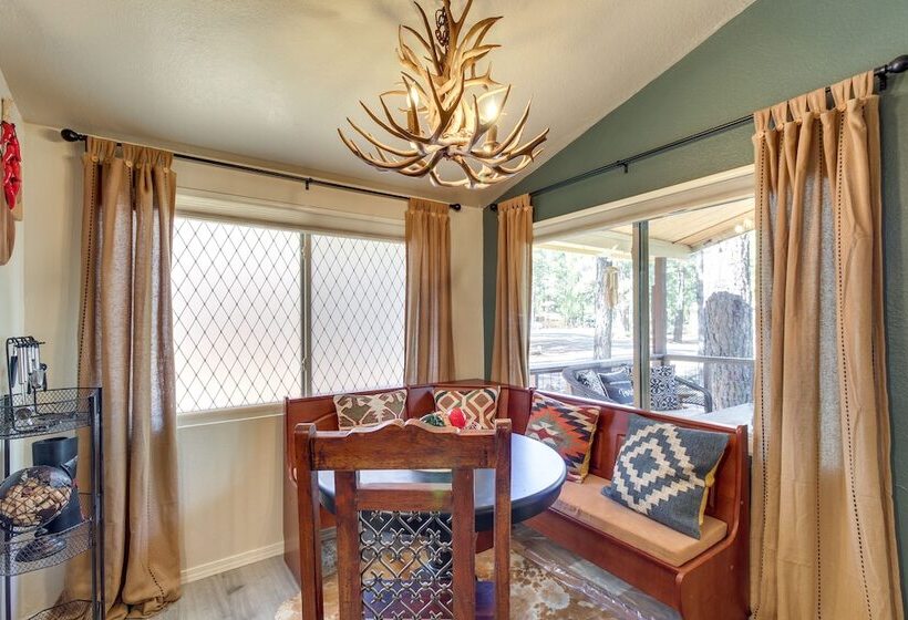 Peaceful Pinetop Hideaway W/ Yard Dog Friendly!