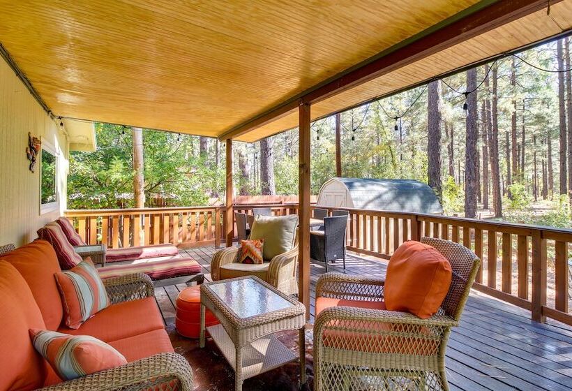 Peaceful Pinetop Hideaway W/ Yard Dog Friendly!