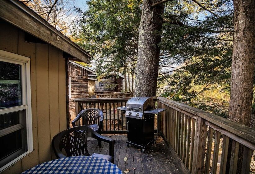 Pemi Cabins