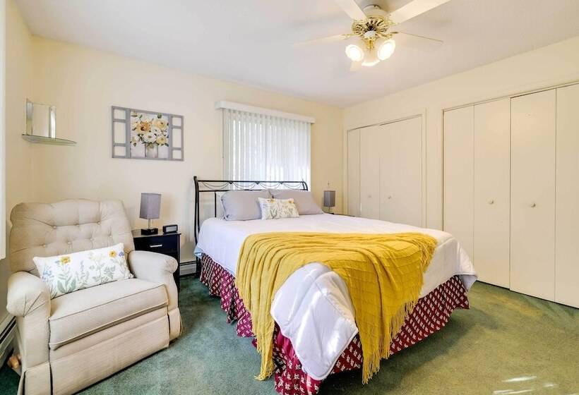 Tobyhanna Abode W/ Golf & Pool Access!