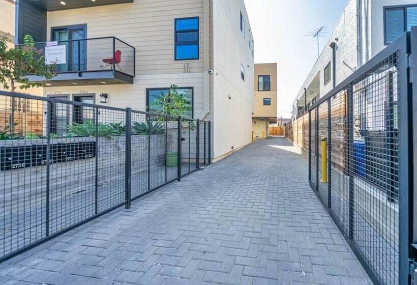 بنسيون Downtown La Stylish Bedrooms