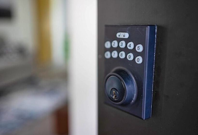 بنسيون Downtown La Stylish Bedrooms