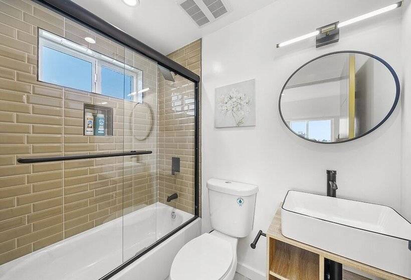 بنسيون Downtown La Stylish Bedrooms