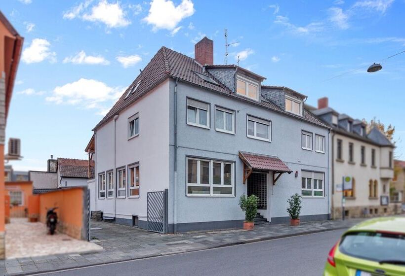 بنسيون Family And Friends Ludwigshafen