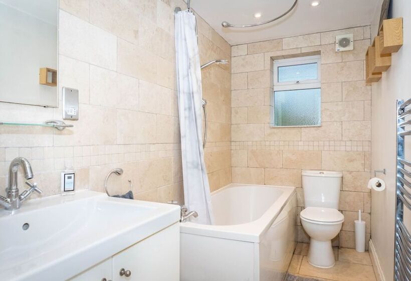 Пансион Glenfall Place