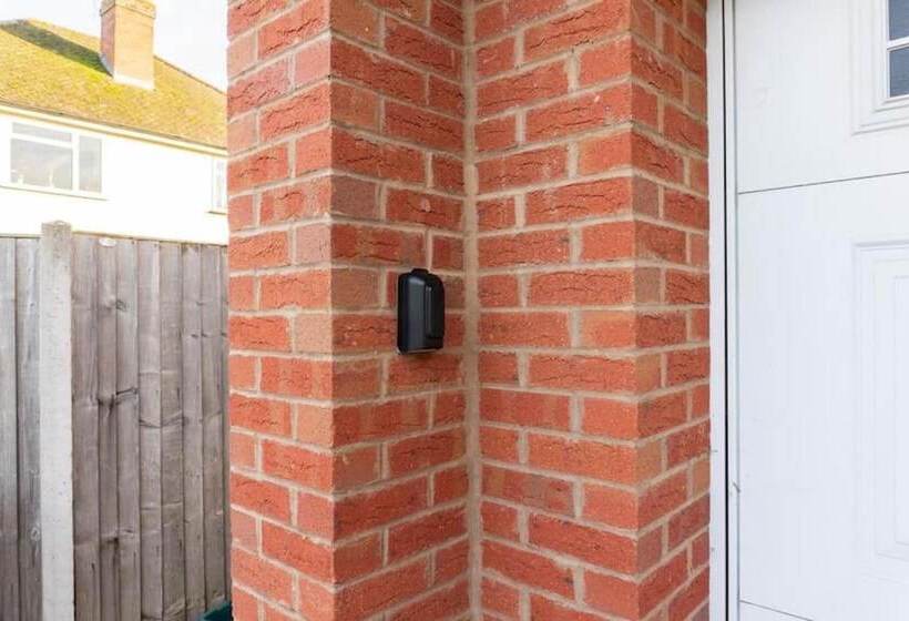 بنسيون Innsworth House