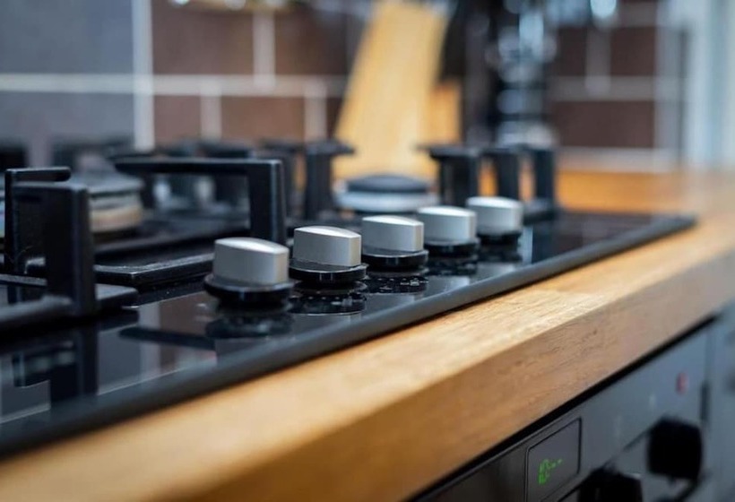 بنسيون Innsworth House