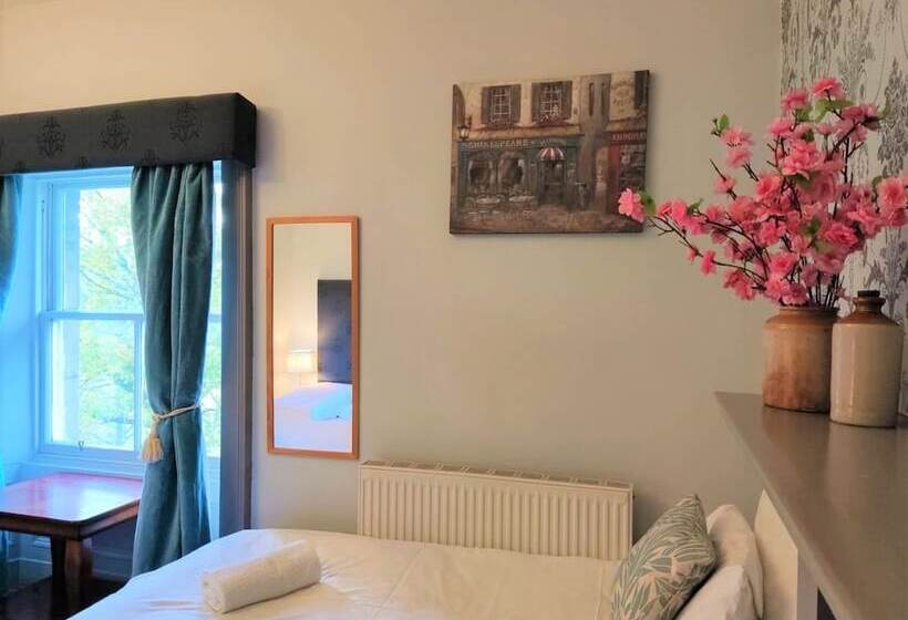 펜션 Kirkhill Estate Rooms