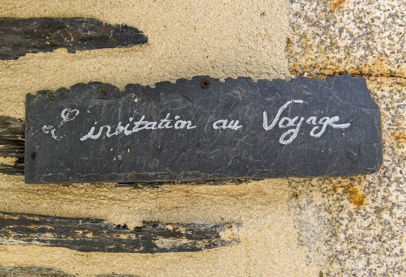 بنسيون Saint Coulitz