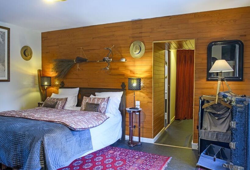 بنسيون Saint Coulitz