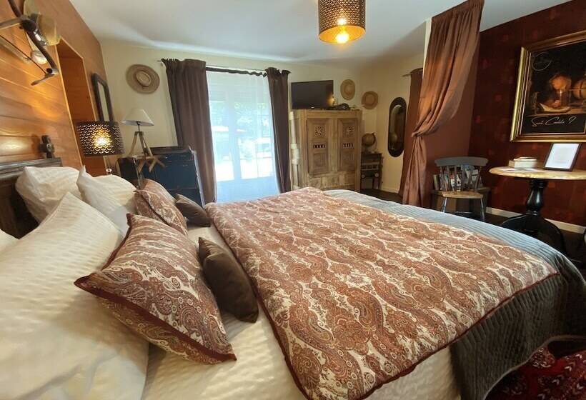 بنسيون Saint Coulitz