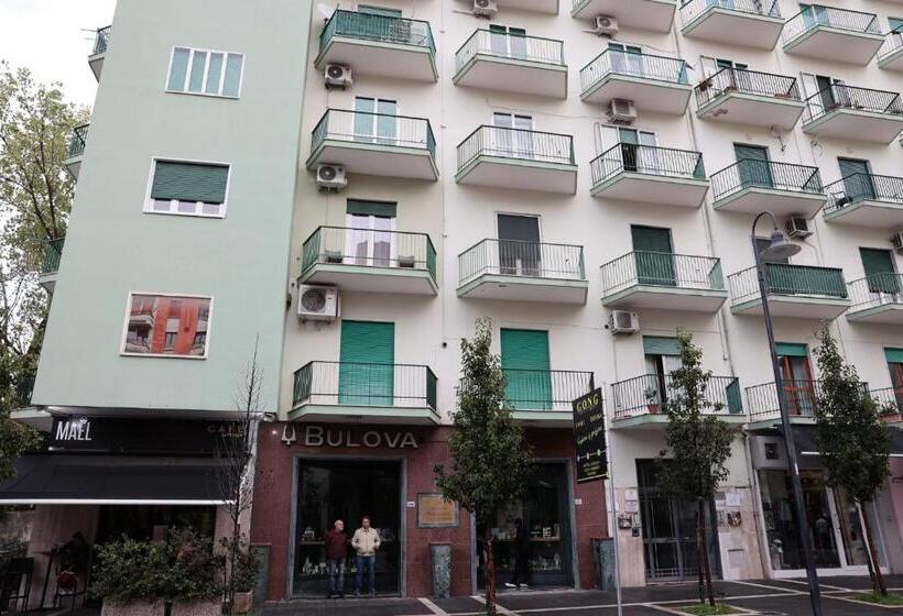 پانسیون Toc Toc