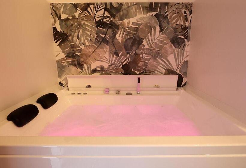 פנסיון Toc Toc