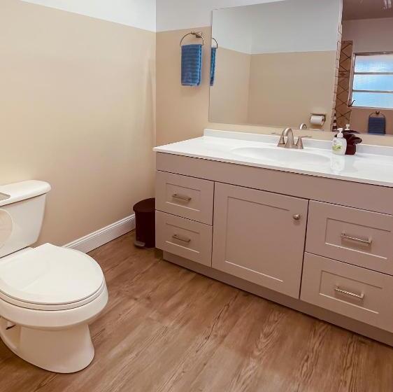 بنسيون White Orchid Apartments