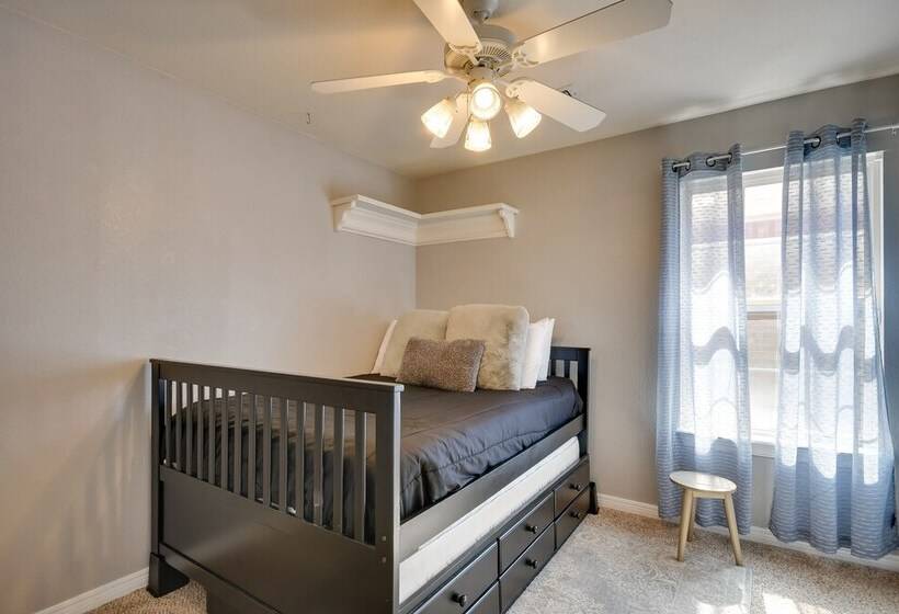 Pet Friendly Amarillo Home: 5 Mi To Downtown!