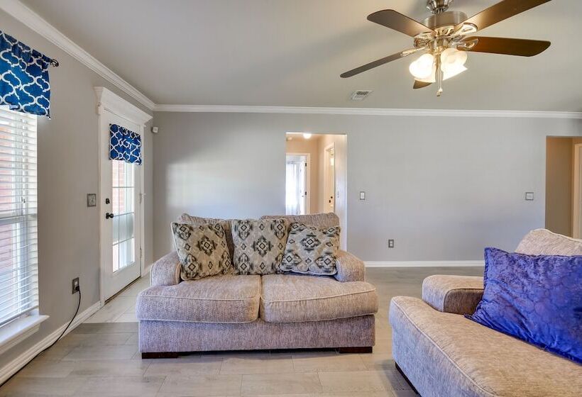 Pet Friendly Amarillo Home: 5 Mi To Downtown!