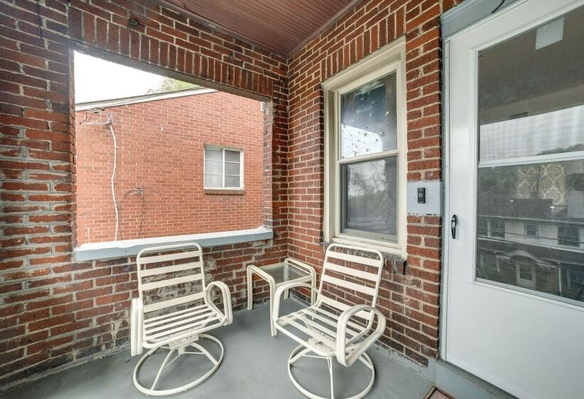 Pet Friendly Pittsburgh Home ~ 9 Mi To Downtown!