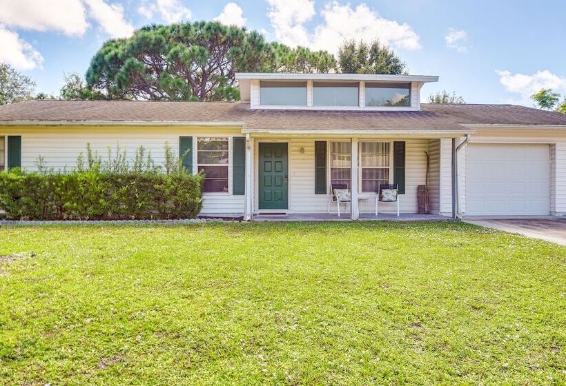 Pet Friendly Sarasota Home: 2 Mi To Bayfront Park!
