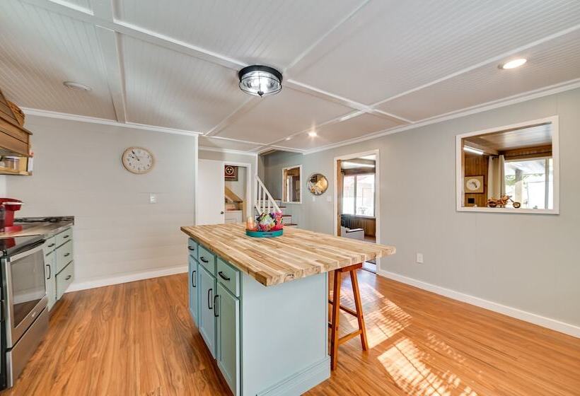 Pet Friendly Springville Cabin Near Kentucky Lake!