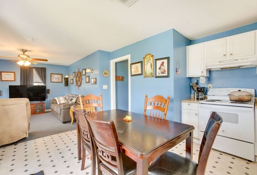 Pet Friendly St Bernard Home Near Fishing!