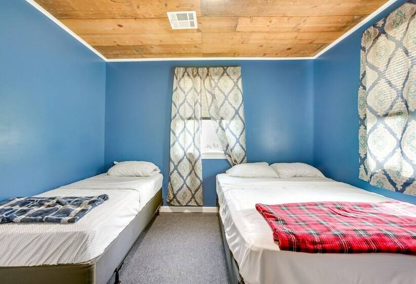 Pet Friendly St Bernard Home Near Fishing!