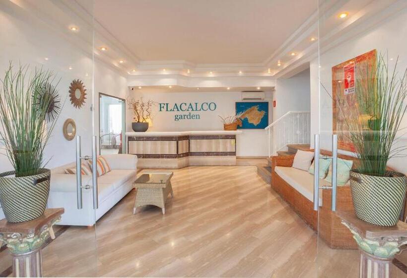 Petit Garden Hotel By Flacalco