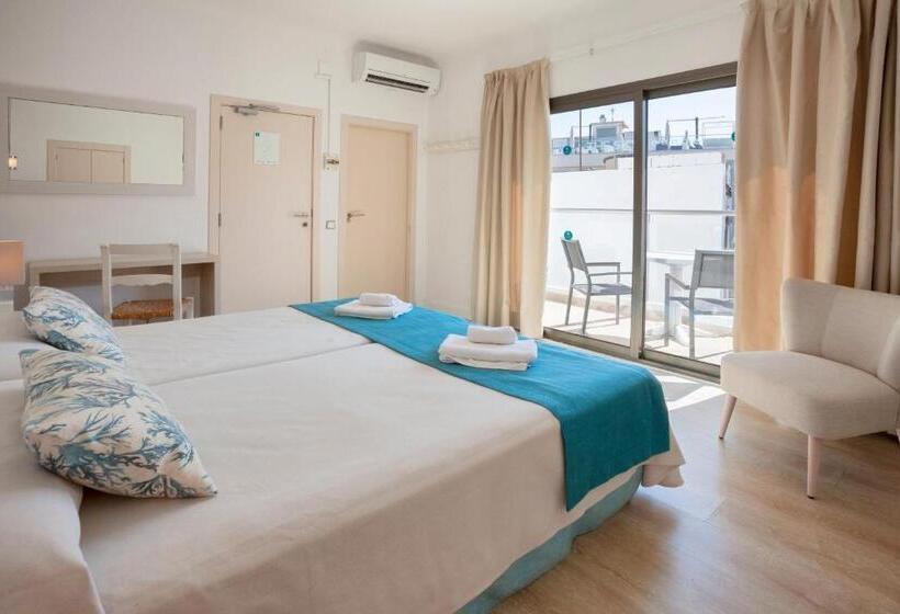 Petit Garden Hotel By Flacalco