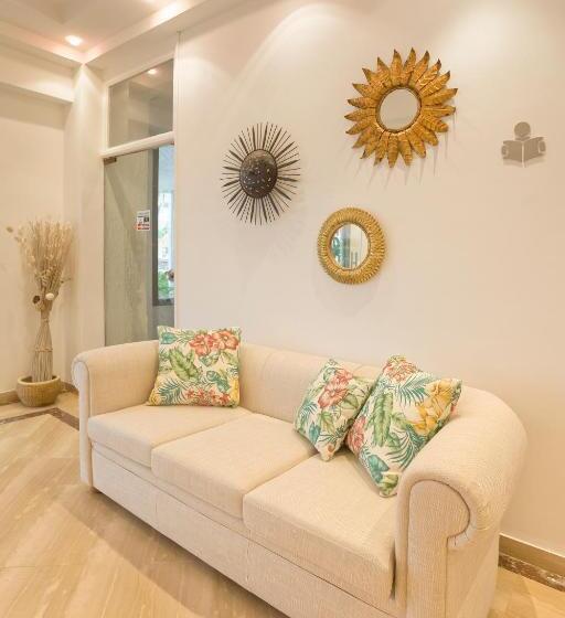 Petit Garden Hotel By Flacalco