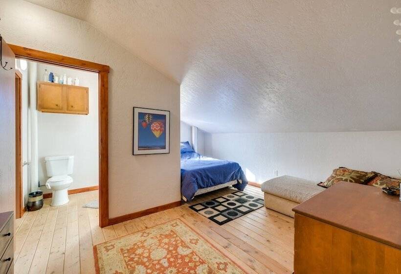 Philipsburg Log Cabin   Direct Bike Park Access!