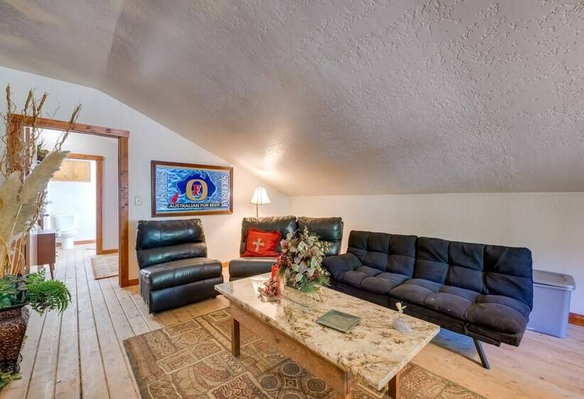 Philipsburg Log Cabin   Direct Bike Park Access!