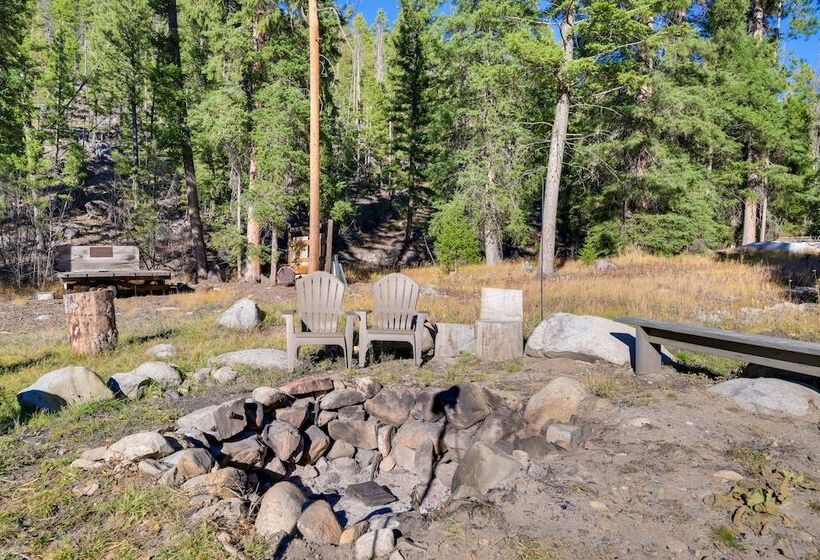 Philipsburg Log Cabin   Direct Bike Park Access!