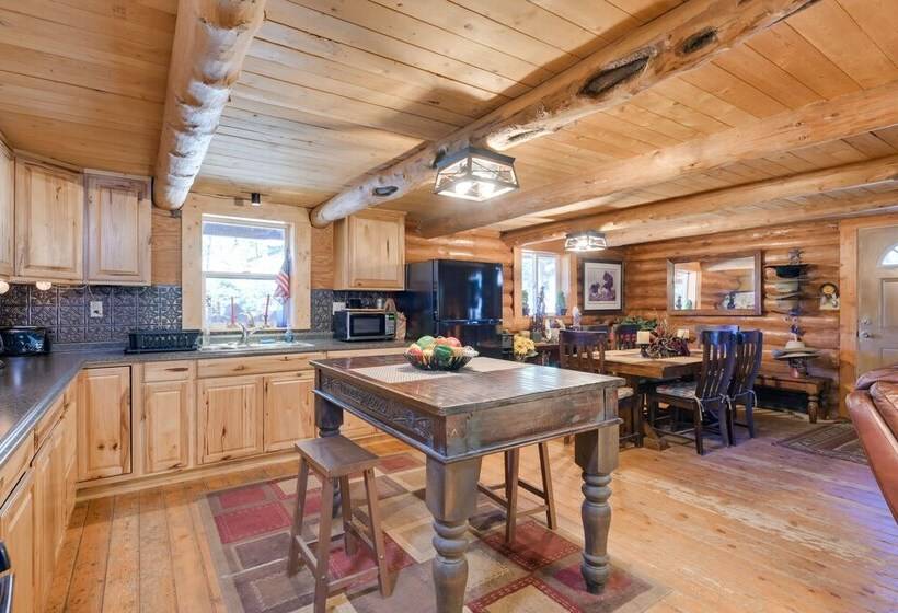 Philipsburg Log Cabin   Direct Bike Park Access!