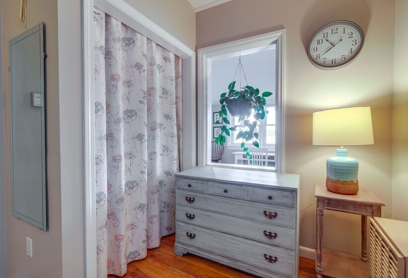 Quiet Plymouth Cottage On Great South Pond!