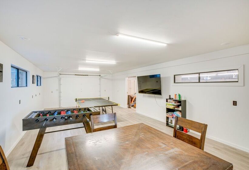 Pollock Pines Cabin: Game Room W/ A/c & Heat!