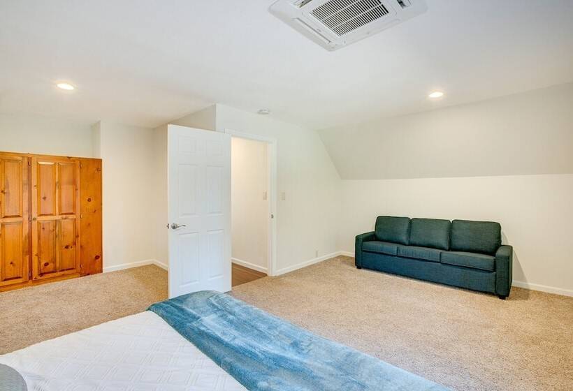 Pollock Pines Cabin: Game Room W/ A/c & Heat!