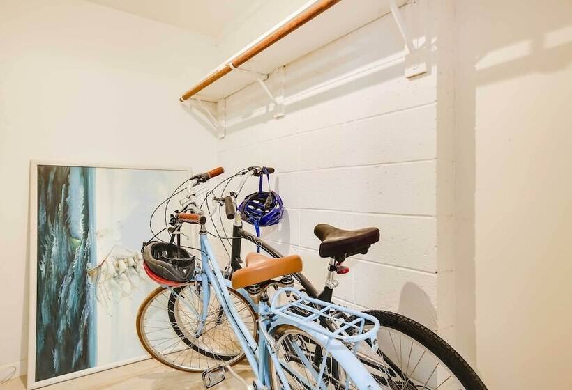 1 Mi To Pompano Beach: Home W/ Patio & Pool!