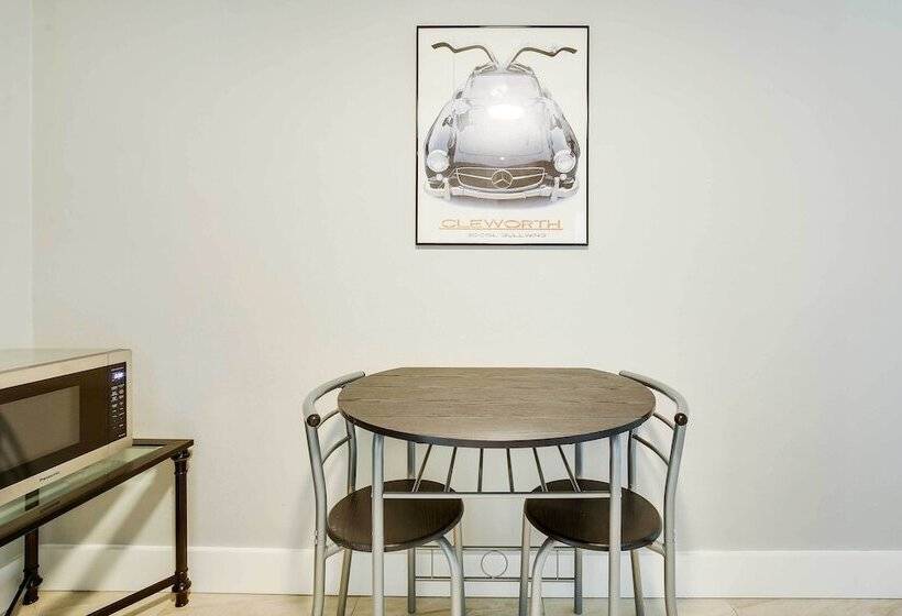 1 Mi To Pompano Beach: Home W/ Patio & Pool!